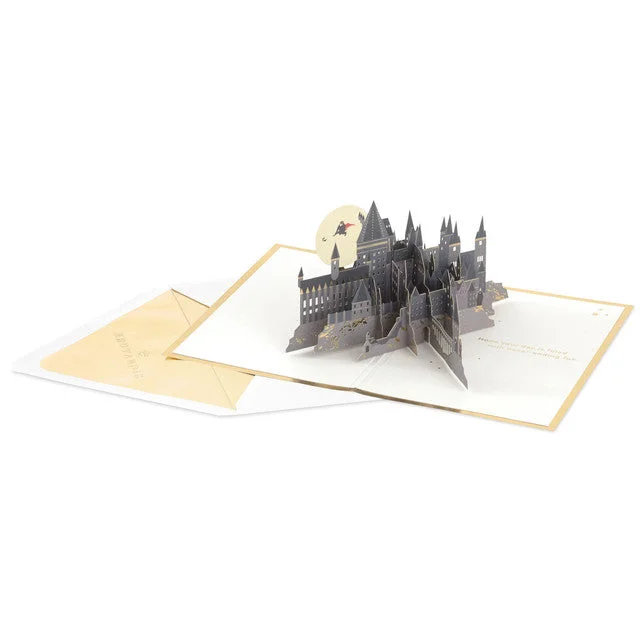 Harry Potter™ Hogwarts™ Castle 3D Pop-Up Birthday Card