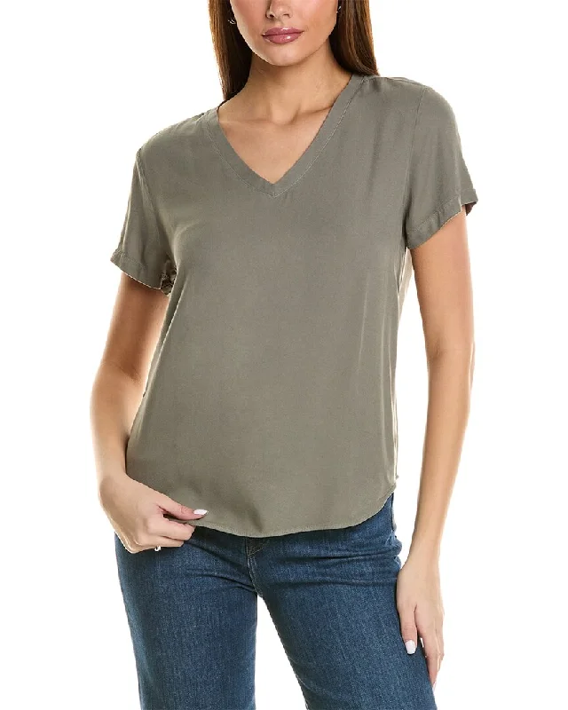 Boat Neck T-ShirtsBella Dahl V-Neck T-Shirt