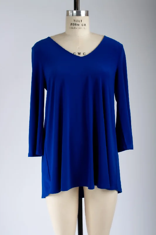 VNeckTopHorizonBlue V-Neck Tunic/Keyhole Back