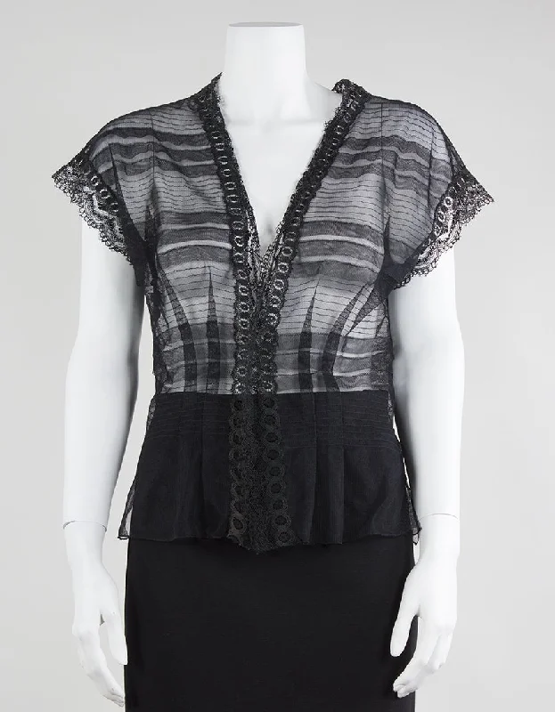 VNeckTopLa Perla Sheer Lace V-Neck Capped Sleep Top With Stripe Design Size 44